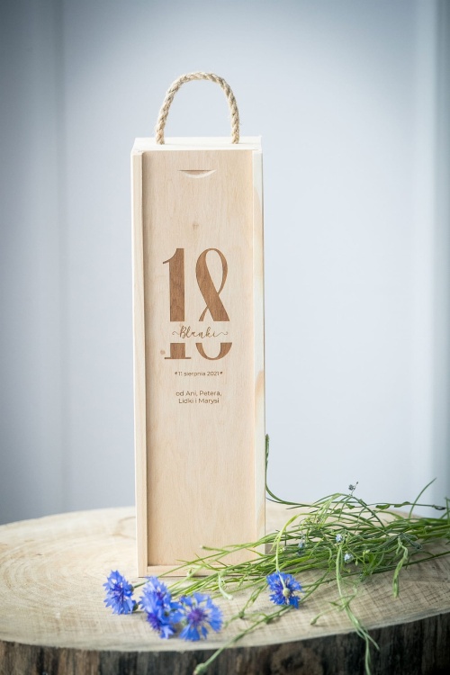 Skrzynka-na-wino-z-okazji-18-urodzin