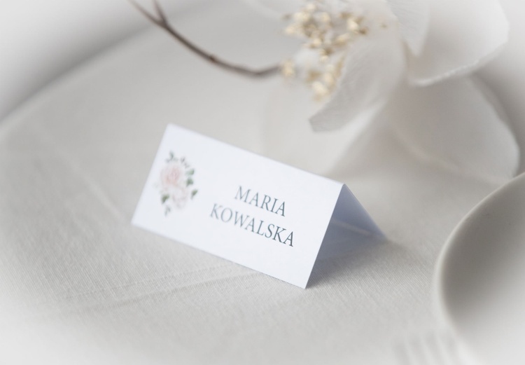 22-roze-lososiowe---winietki-na-stół-z-różą--(1).jpg