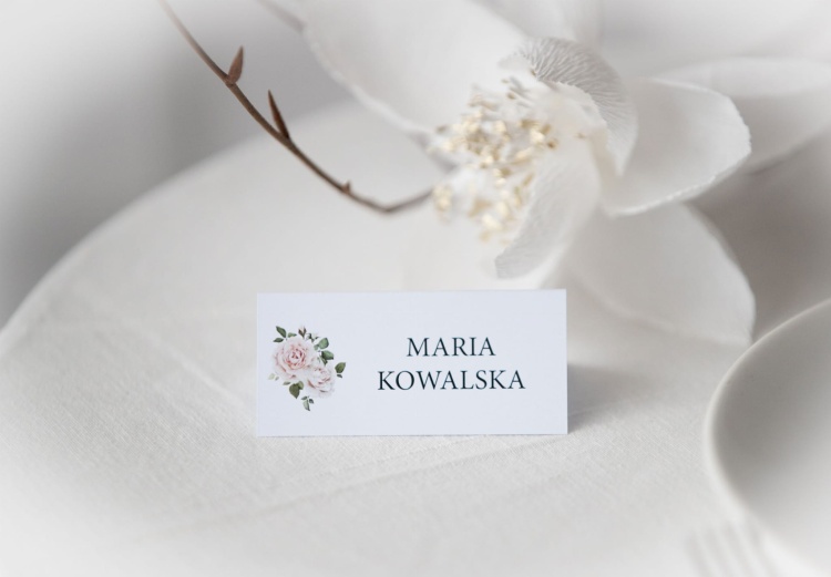 22-roze-lososiowe---winietki-na-stół-z-różą--(4).jpg
