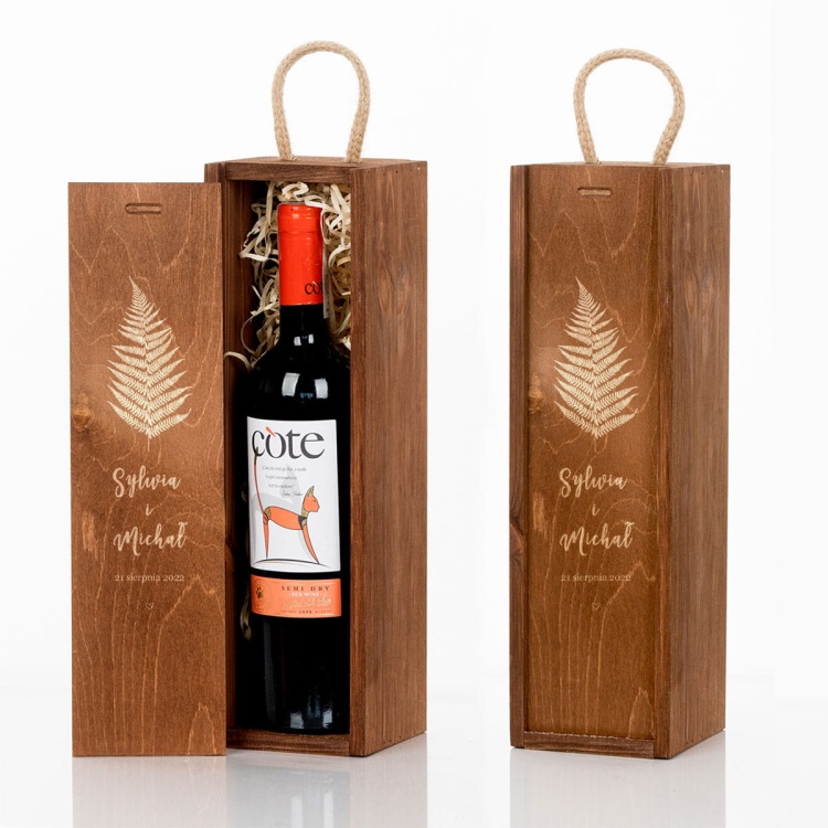 Pudełko drewniane ciemne na wino