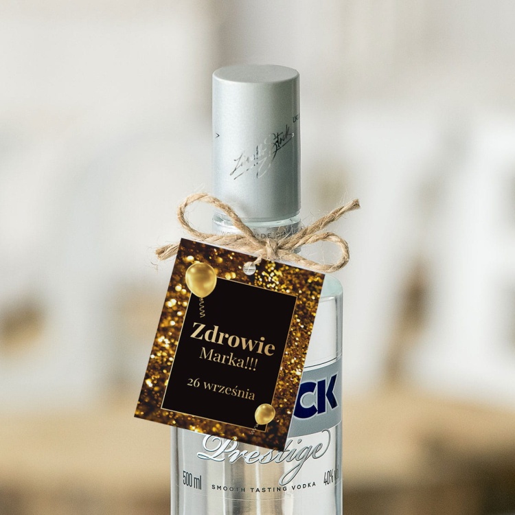 Zestaw eleganckich złotych zawieszek na wódkę z balonikami