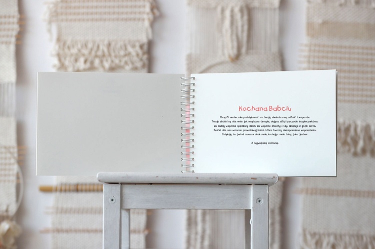 Album na zdjęcia i laurki dla Babci