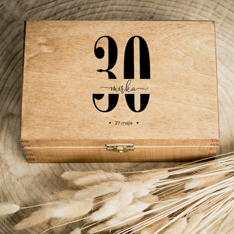 Szkatułka, pudełko z dedykacją na 30 urodziny - ciemne