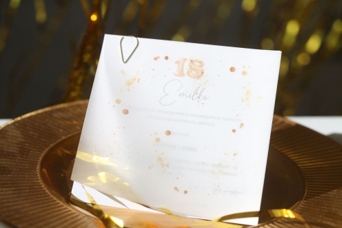 Zaproszenia na 18 urodziny z brokatem w kolorze złota