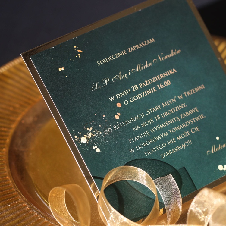 Złoto-szmaragdowe zaproszenia na 18 urodziny
