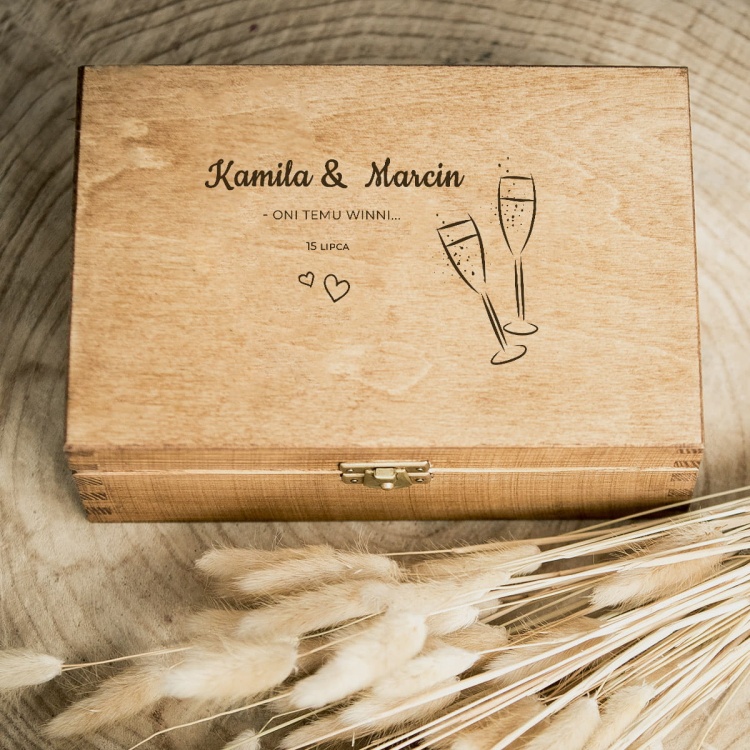 Szkatułka, pudełko z dedykacją na ślub - z kieliszkami