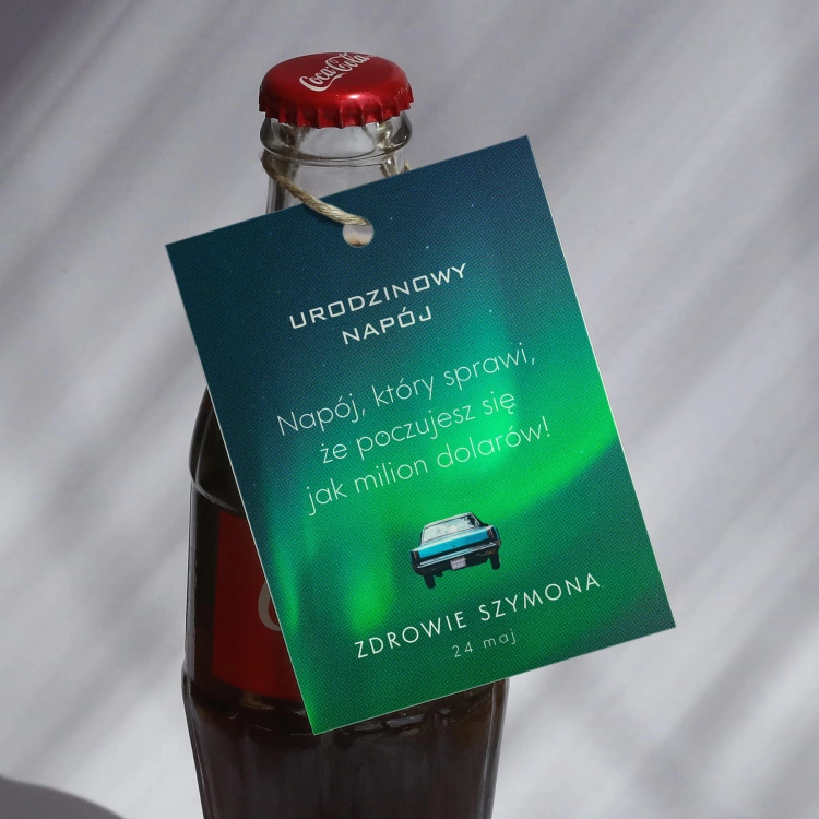 Urodzinowe zawieszki z zorzą/autem - zestaw 18 szt