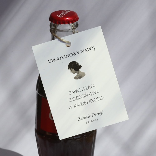 Urodzinowe zawieszki kobieta - zestaw 18 szt