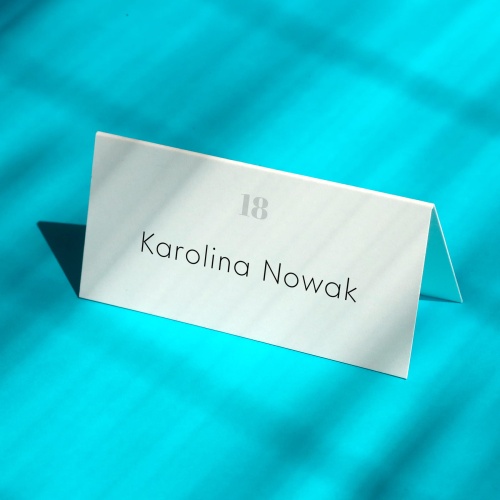 Minimalistyczne winietki urodzinowe