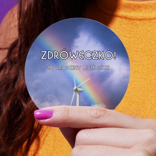 Naklejki na urodziny z wiatrakiem