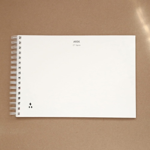 Księga gości z gwiazdkami na przyjęcie urodzinowe - strona w środku