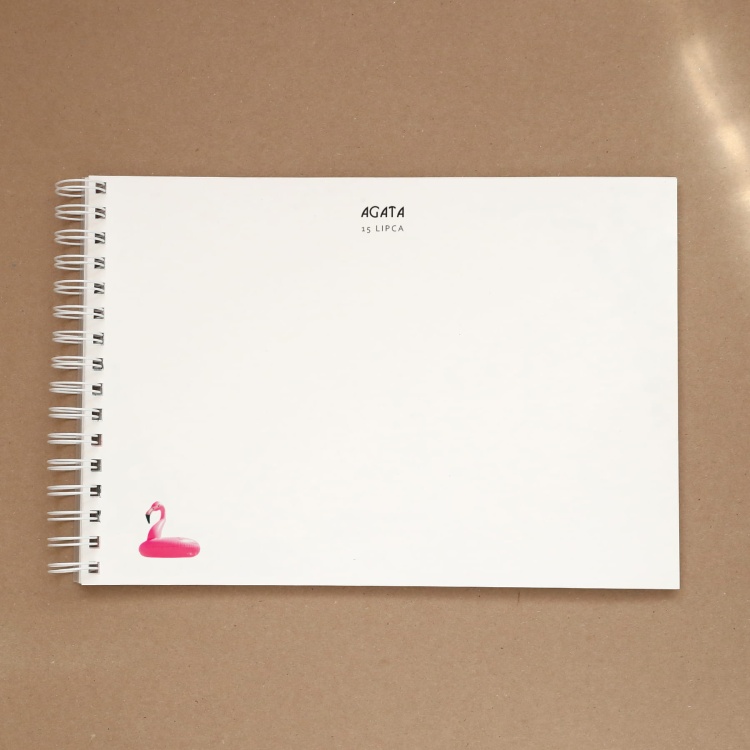 Księga gości w letnim stylu retro na przyjęcie urodzinowe - strona w środku