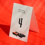 Retro numerki na stół urodzinowy z samochodami