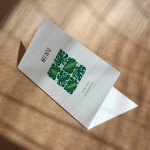 Karty menu na przyjęcie liście okładka