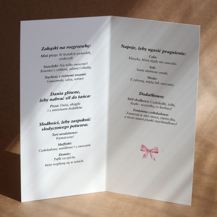 Karty menu na przyjęcie różowa kokardka wnętrze