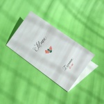 Karty menu na przyjęcie z kwiatuszkiem okładka