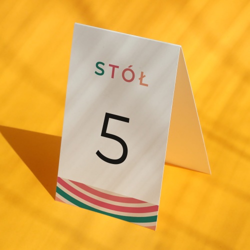 Numerki na stół urodzinowy z paskami