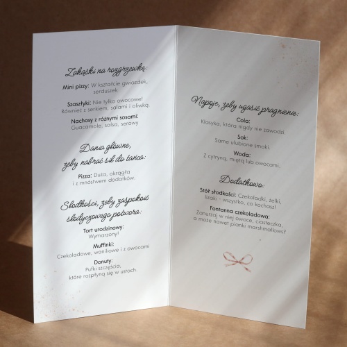 Karty menu na przyjęcie z różową wstążką- środek