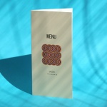 Karty menu na przyjęcie z kolorowym wzorem- okładka