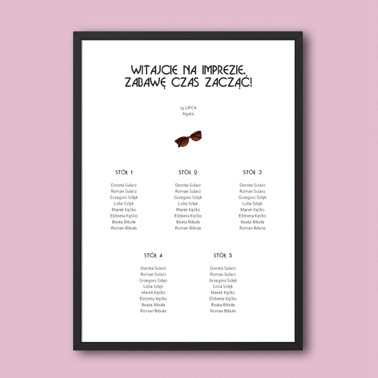 Retro plan stołu urodzinowego z okularami przeciwsłonecznymi