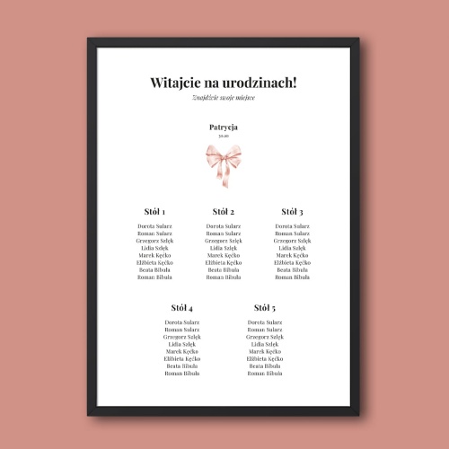Plan stołu urodzinowego z kokardą