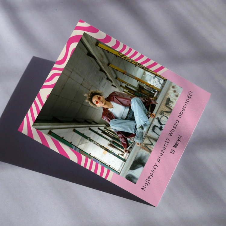 Polaroid podziękowanie dla gości - retro różowe zawijasy 70s hippie