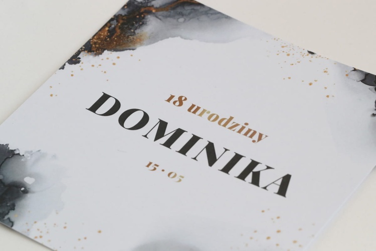 Kwadratowe zaproszenia urodzinowe z akwarelą