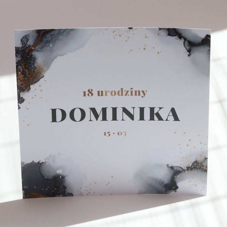 Kwadratowe zaproszenia urodzinowe z akwarelą