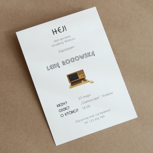 Zaproszenia na 18 z retro kolażem