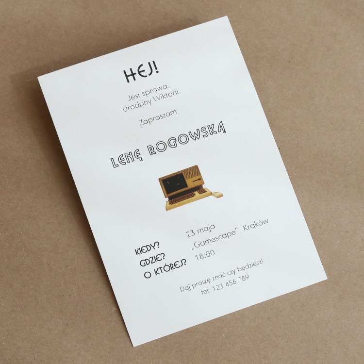 Zaproszenia na 18 z retro kolażem