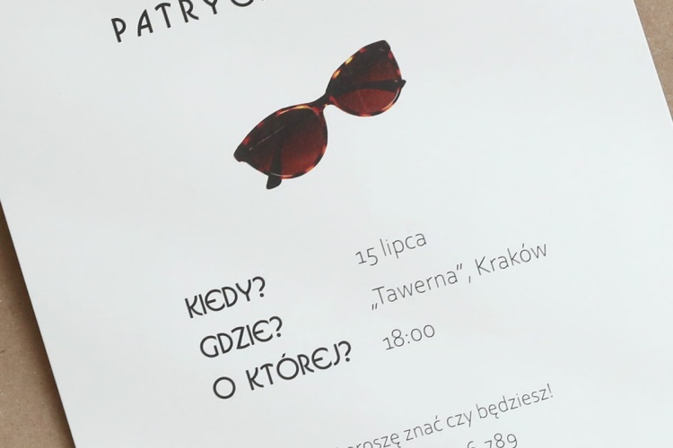 Zaproszenia na 18 z retro kolażem