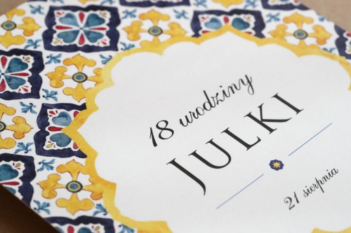 Zaproszenia na 18 z akwarelową mozaiką