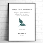 Tablice powitalne na przyjęcie urodzinowe z kwiecistą kobietą