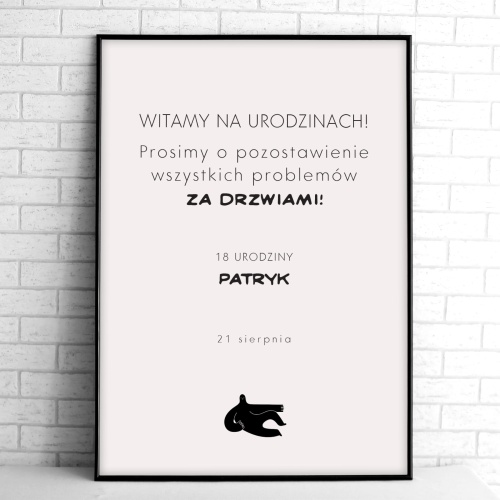 Tablice powitalne na przyjęcie urodzinowe z siedzącym stworkiem