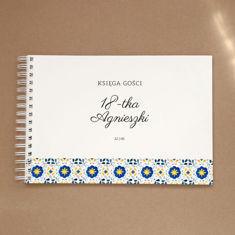 Księga gości na przyjęcie urodzinowe z kolorową mozaiką