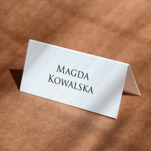 Minimalistyczne winietki urodzinowe