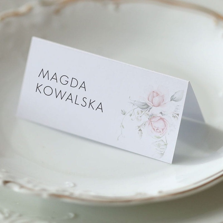 Winietki ślubne z motywem pastelowych róż