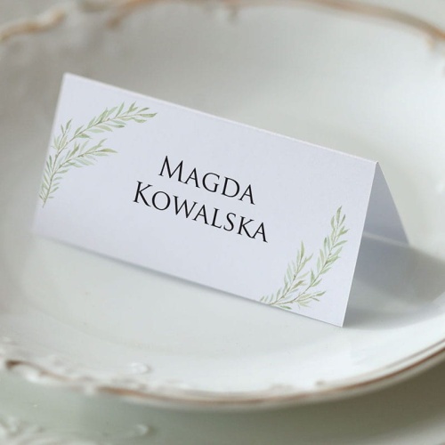 z motywem delikatnych gałązek