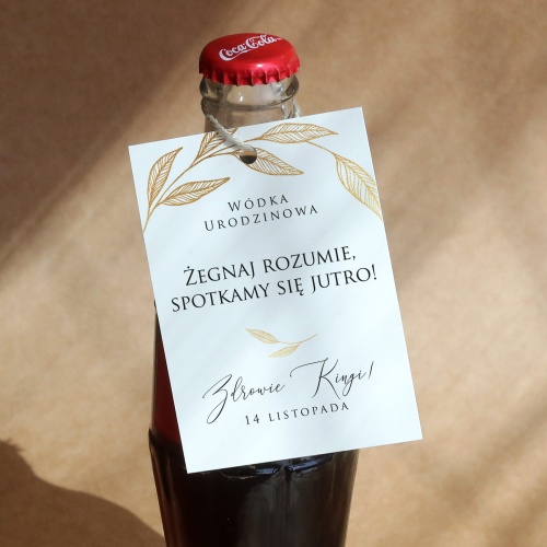 Urodzinowe zawieszki ze złotymi liśćmi