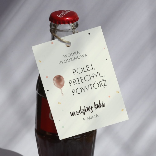 Urodzinowe zawieszki z różowym balonem