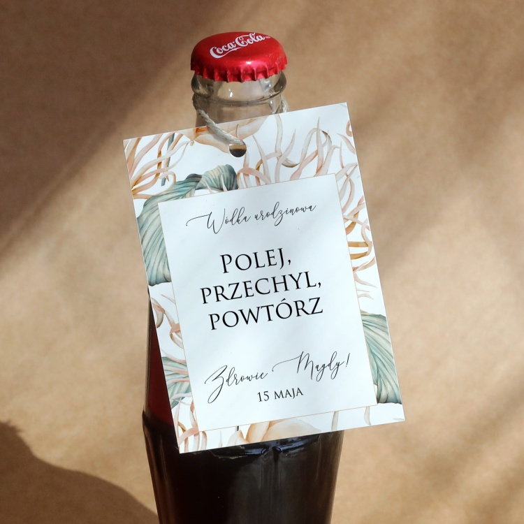 Urodzinowe zawieszki z roślinnym motywem