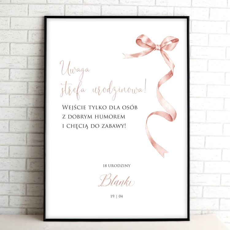 Tablice powitalne na przyjęcie urodzinowe z różową kokardką