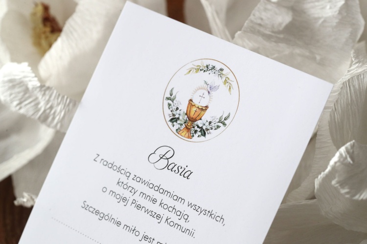 Zaproszenie komunijne ze złotym kielichem z eleganckim wiankiem