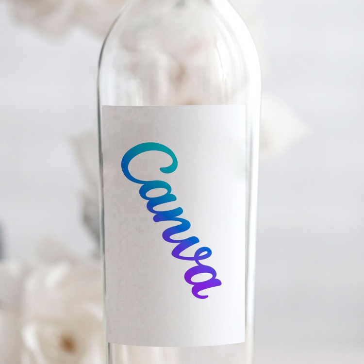 Druk-naklejek-na-butelki-canva