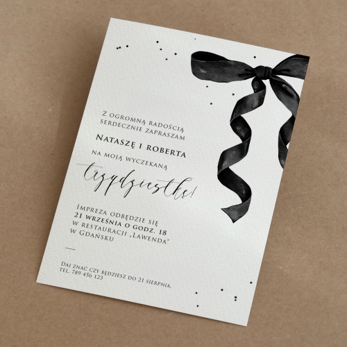 Zaproszenia 30 urodziny z czarną wstążką i gwiazdeczkami