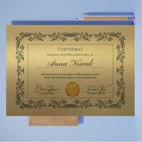 Dyplomy i certyfikaty z Canvy A4 – papier złoty glamour 230 g