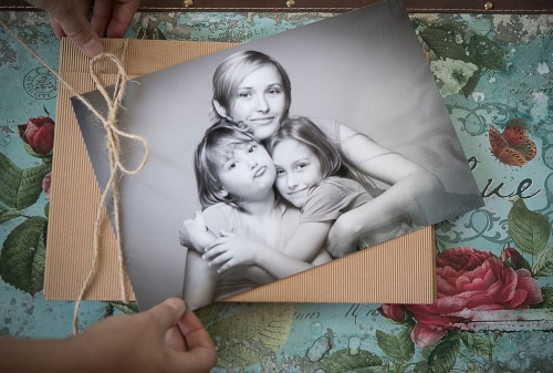 Pudełko na zdjęcia 20x30 - tak możesz połączyć pudełko ze swoimi zdjęciami.