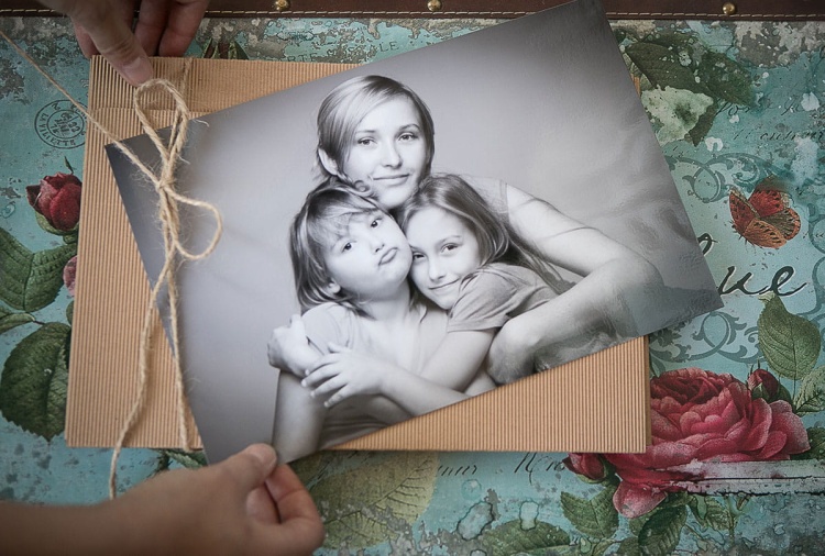 Pudełko na zdjęcia 20x30 - tak możesz połączyć pudełko ze swoimi zdjęciami.