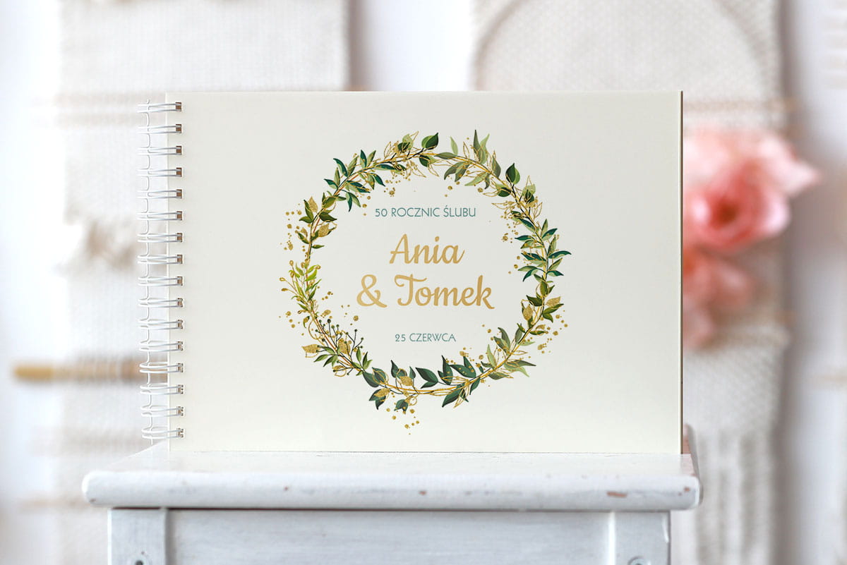 Ciekawy prezent na ślub - Kronika 50 rocznic