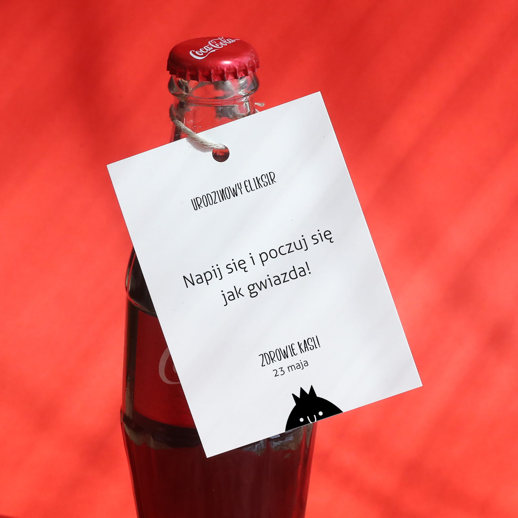 Minimalistyczne zawieszki na butelki - zestaw 18 szt